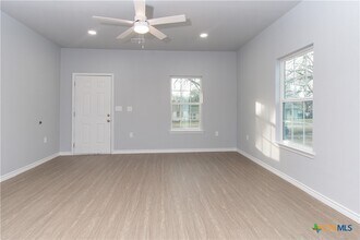 917 S 19th St in Temple, TX - Building Photo - Building Photo