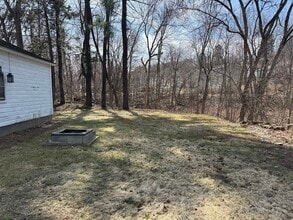 173 Pleasant St in Clinton, MA - Building Photo - Building Photo