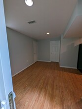12587 Cricket Ln in Woodbridge, VA - Foto de edificio - Building Photo