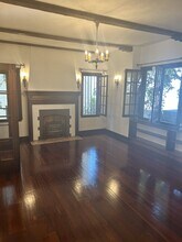 339 N Sycamore Ave, Unit 4 in Los Angeles, CA - Building Photo - Building Photo