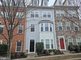 6041 Maple Hill Rd in Ellicott City, MD - Building Photo