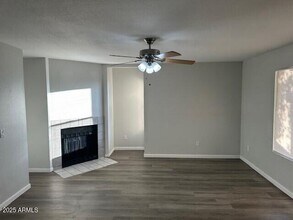 1331 W Baseline Rd in Mesa, AZ - Building Photo - Building Photo