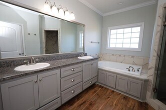 3923 Valiant Ct in Valdosta, GA - Building Photo - Building Photo