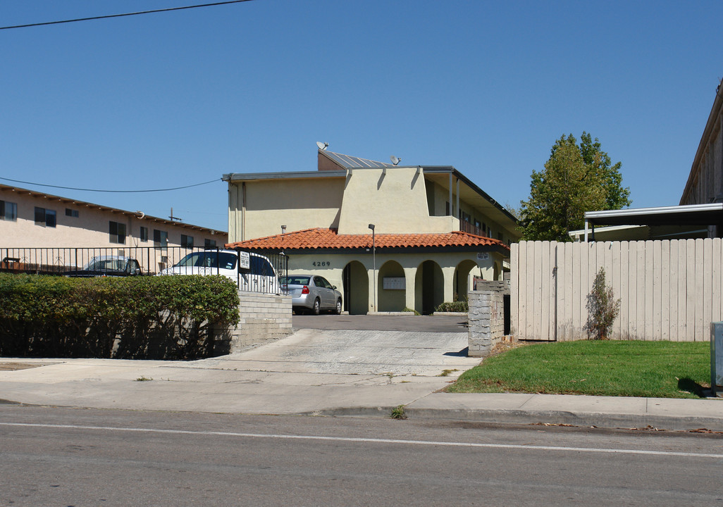 4269 Lowell St in La Mesa, CA - Building Photo