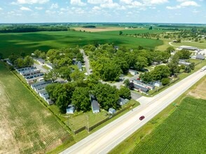 Delaware Acres in Muncie, IN - Foto de edificio - Building Photo