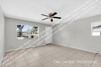 1884 NE 77th St in Ocala, FL - Building Photo - Building Photo