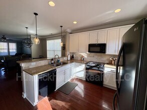 515 Dubois Court in Charlotte, NC - Foto de edificio - Building Photo