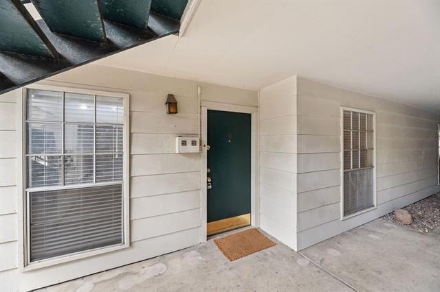 4901 Bryce Ave in Fort Worth, TX - Building Photo - Building Photo
