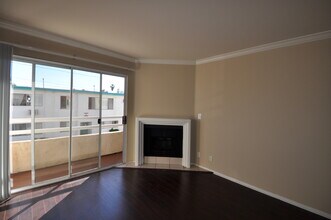6041 Fulton Ave, Unit 104 in Los Angeles, CA - Building Photo - Building Photo