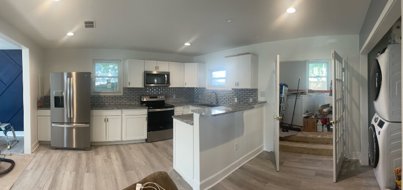 7631 Beach Dr in Pasadena, MD - Foto de edificio