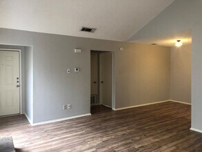 7002 Ivory Key Ct in Austin, TX - Building Photo - Building Photo