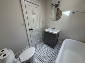 596 Princess Ave in London, ON - Building Photo - Building Photo