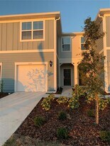 2559 Buena Vw Rd. in Kissimmee, FL - Building Photo