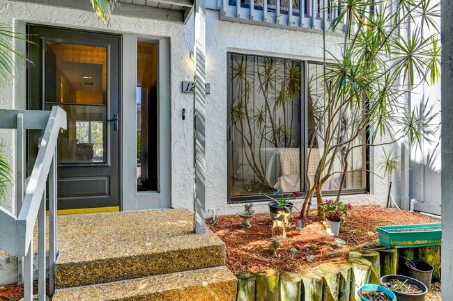 1269 Dockside Pl in Sarasota, FL - Building Photo - Building Photo