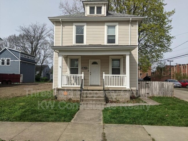 property at 1485 N 6th St