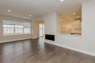 10727 Clock Tower Dr in Countryside, IL - Building Photo - Building Photo