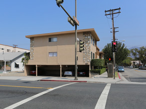 401 W Wilson Ave in Glendale, CA - Building Photo - Building Photo