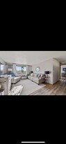 806 Benton Dr, Unit 31 in Iowa City, IA - Building Photo