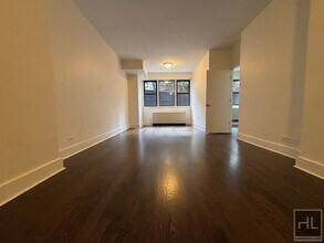 EAST 63 STREET in New York, NY - Building Photo - Building Photo