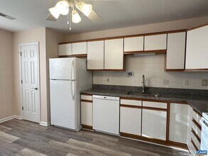 1422 Lilac Ct in Charlottesville, VA - Building Photo - Building Photo