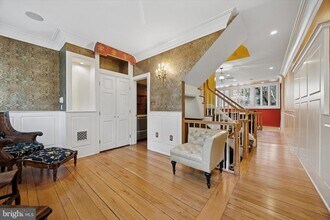 535 Delancey St in Philadelphia, PA - Building Photo - Building Photo