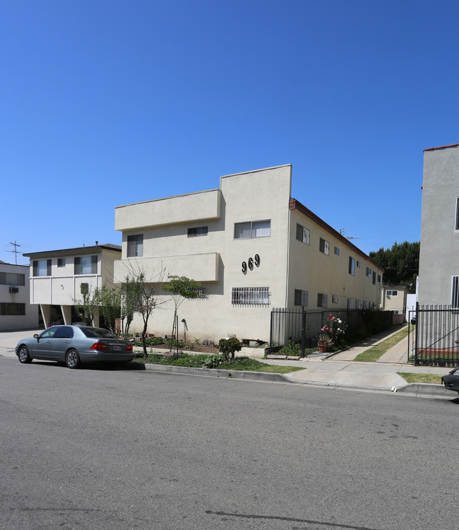 969 S Kingsley Dr in Los Angeles, CA - Building Photo - Building Photo