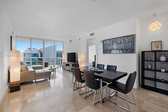 3131 NE 188th St in Aventura, FL - Building Photo - Building Photo