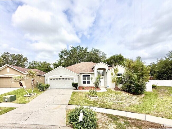 property at 904 Citrone Ct