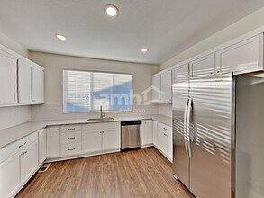 4405 Crestone Peak St in Brighton, CO - Building Photo - Building Photo