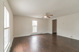 1710 Lomond St in Winston-Salem, NC - Building Photo - Building Photo