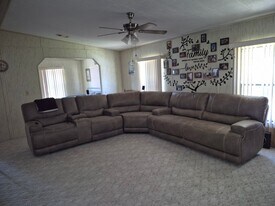 904 Redbud Rd in Sebastian, FL - Building Photo