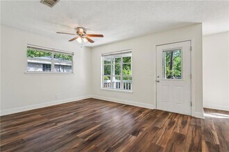 28547 Canal Dr in Lacombe, LA - Building Photo - Building Photo