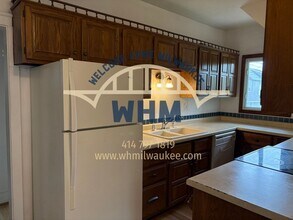 2172 S 61st St in West Allis, WI - Building Photo - Building Photo