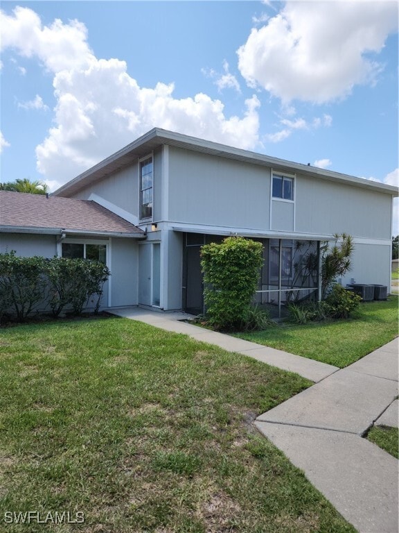 3329 Ottawa Cir in Ft. Myers, FL - Building Photo - Building Photo