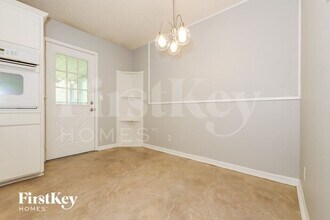 5340 N White Ave in Kansas City, MO - Building Photo - Building Photo