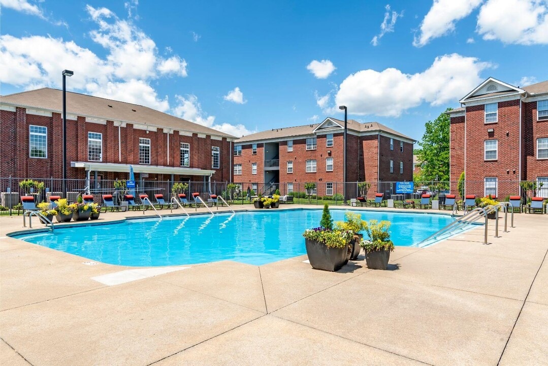The Social Blue in Murfreesboro, TN - Foto de edificio