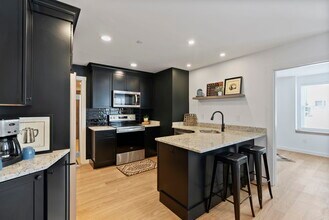 179 Butternut St, Unit 7 in Middletown, CT - Building Photo - Building Photo