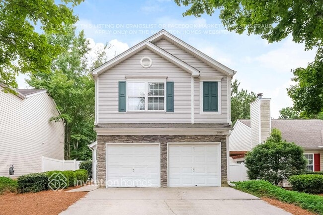 property at 2195 Lexington Ln