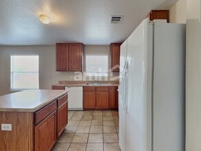 6806 Caribou Creek in San Antonio, TX - Foto de edificio - Building Photo