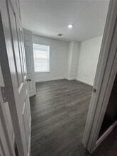 7802 Crestview Dr in Houston, TX - Building Photo - Building Photo