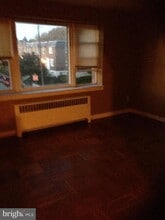 1003 W Godfrey Ave in Philadelphia, PA - Building Photo - Building Photo