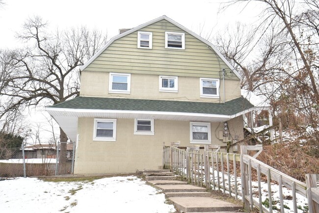 1311 Montgomery Rd in Mishawaka, IN - Building Photo - Building Photo