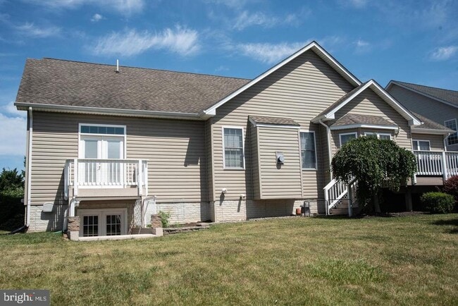 400 Albin Dr in Stephens City, VA - Building Photo - Building Photo