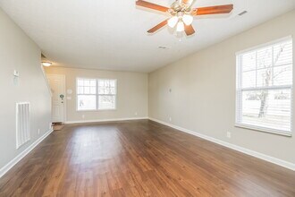 3428 Chandler Cove Way in Nashville, TN - Foto de edificio - Building Photo