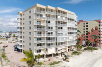 Gateway Villas in Ft. Myers, FL - Building Photo - Building Photo