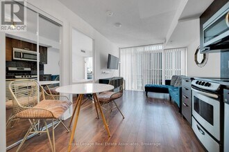 36 Lisgar St in Toronto, ON - Building Photo - Building Photo