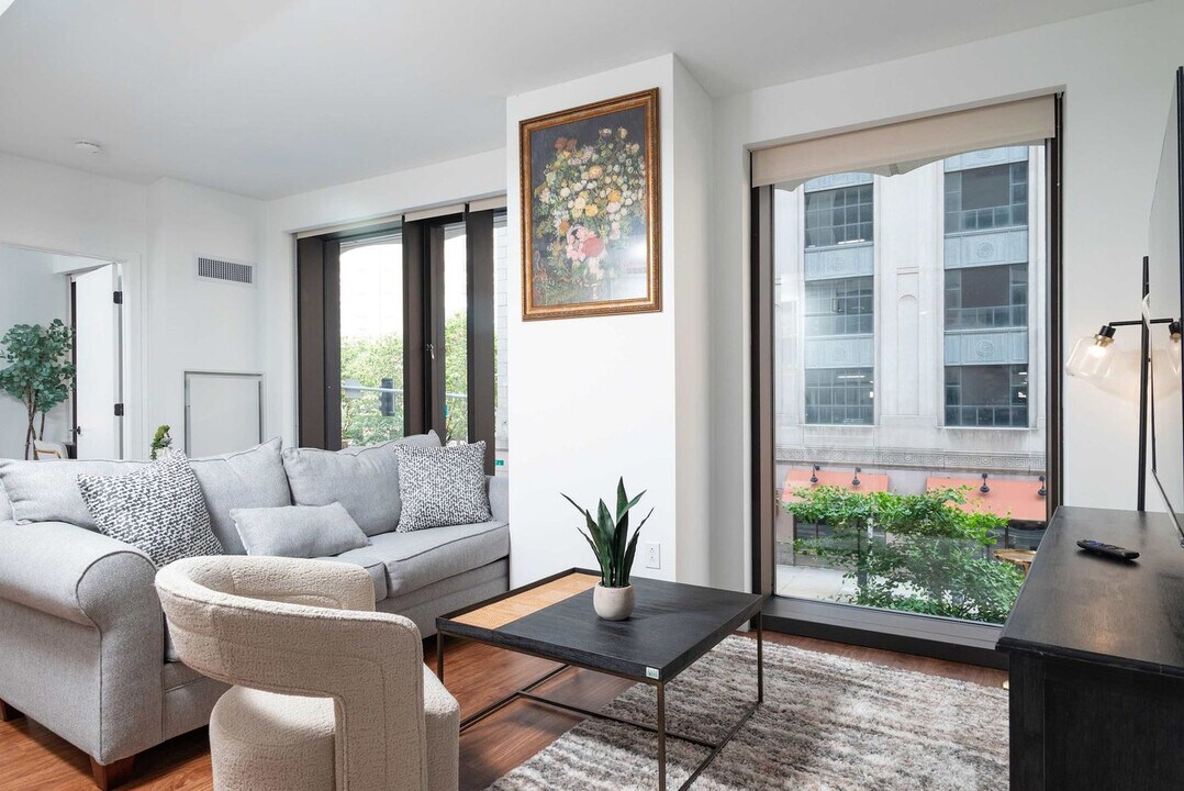 212 Stuart St in Boston, MA - Building Photo