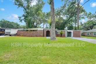 117 Windsor Rd in Savannah, GA - Foto de edificio - Building Photo