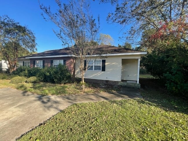 property at 801 Jessica Ln