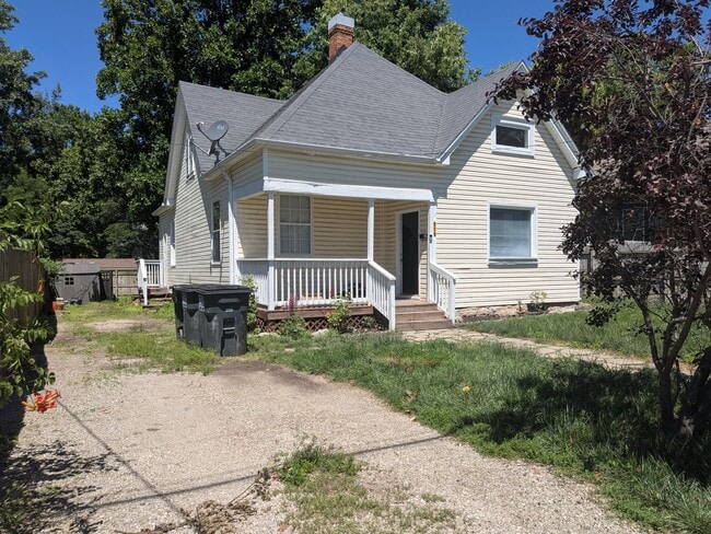 609 Jefferson St